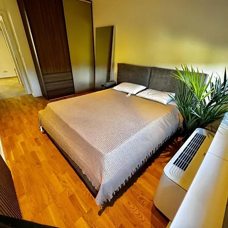 Vracar-luxury Penthouse 公寓