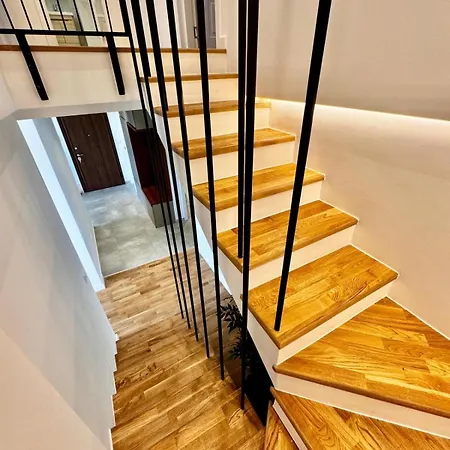 Apartamento Vracar-luxury Penthouse Belgrado