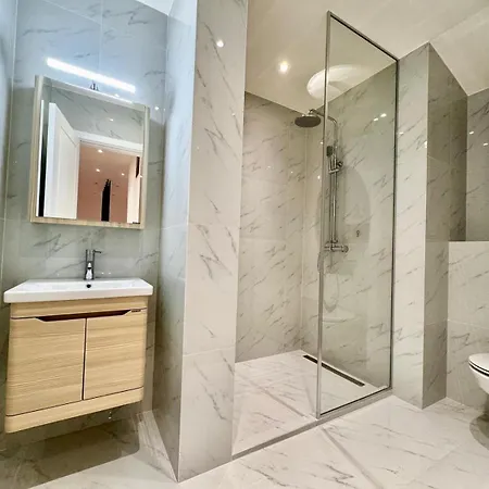 Vracar-luxury Penthouse * Belgrado